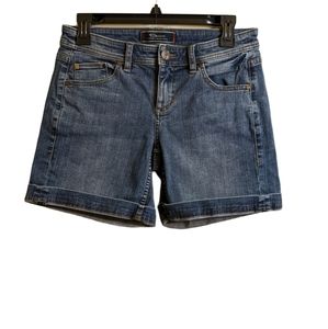 TOMMY BAHAMA denim rolled cuff shorts size 4
